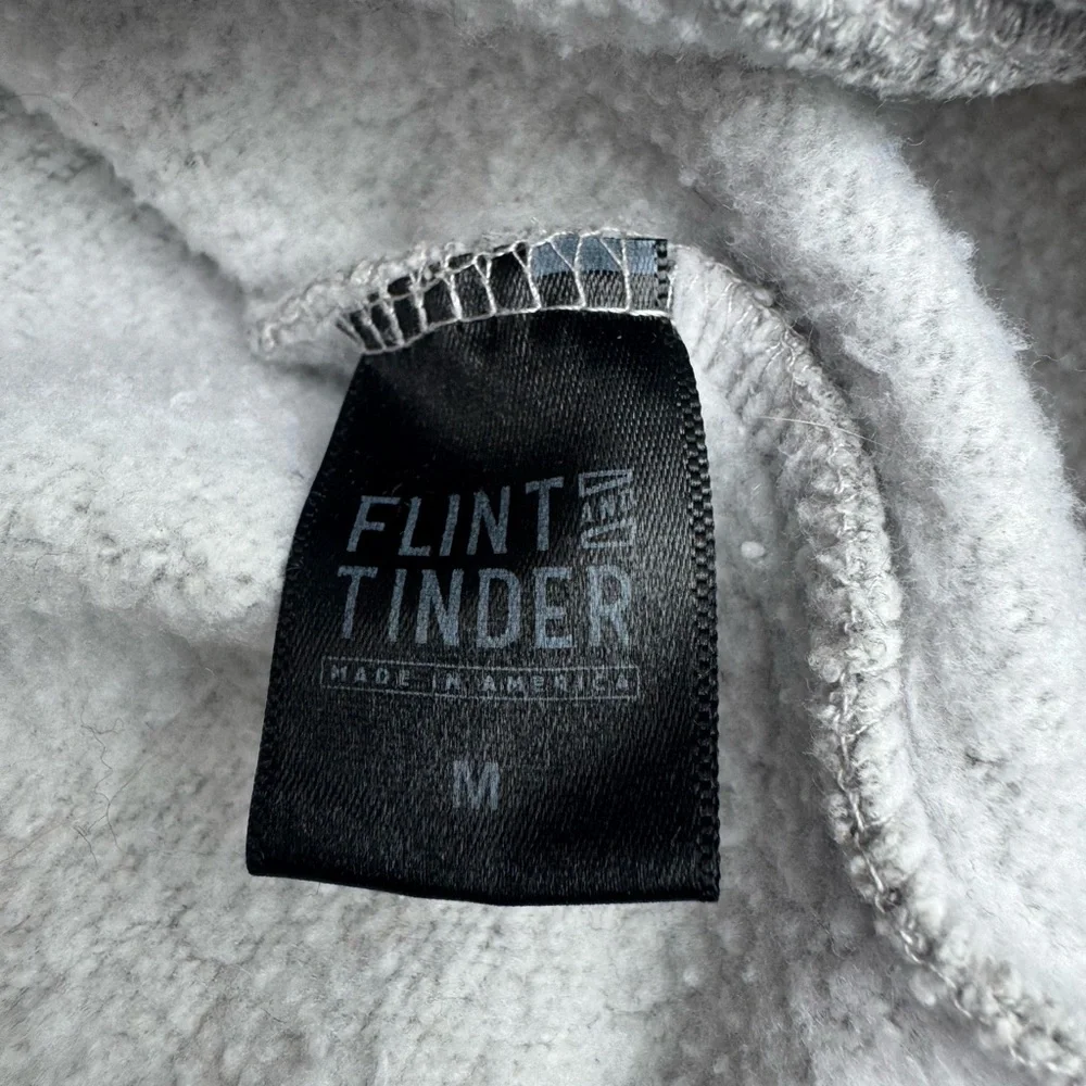 FLINT & TINDER 10 YEAR CREWNECK SWEATER Made In USA mens M - Picture 3 of 5